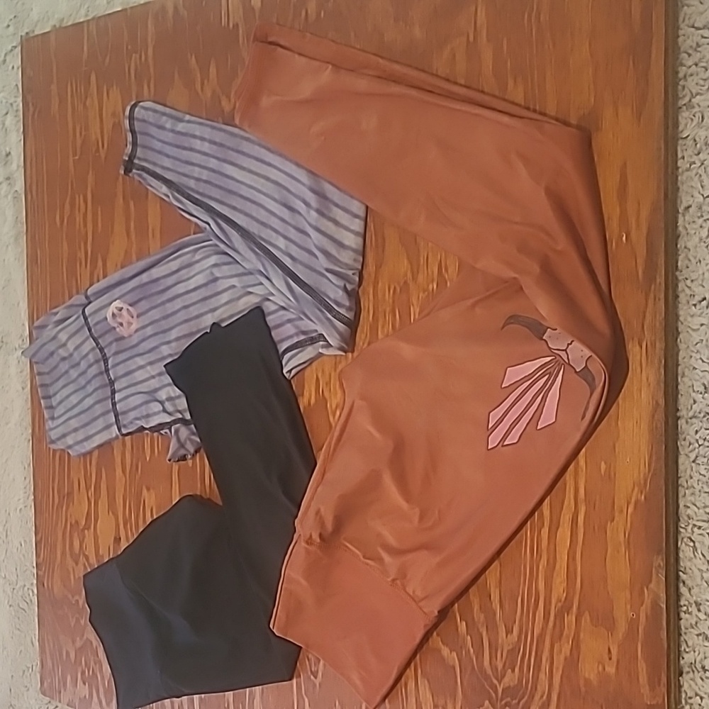 BUNDLE LOT TEEKI HOT PANTS 3 PC LOT 1 CROP 2 FULL LENGTH HIGH WAIST SIZE SMALL